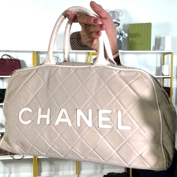 Chanel Quilted Handbag Authentic Classic Vintage - Picture 1 of 15